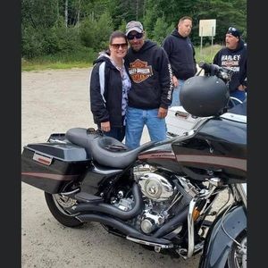 Meet your Posher, Denis